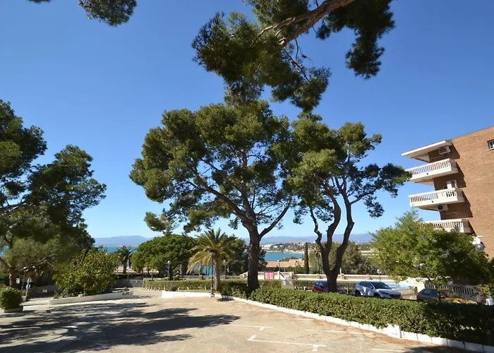 Cye 6 Cap By Interhome Salou